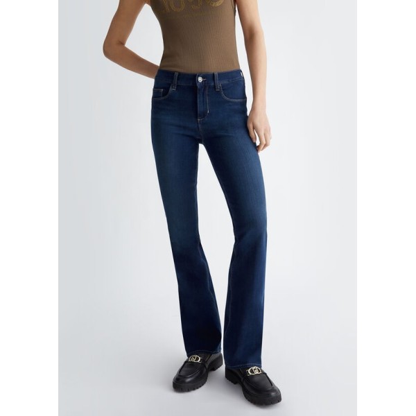 Vaqueros Bootcut Talle Alto
