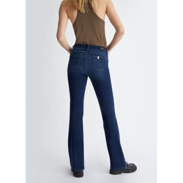 Vaqueros Bootcut Talle Alto